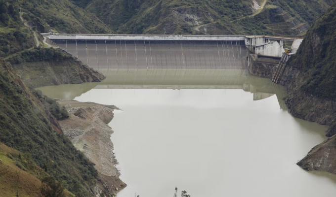 Ecuador en alerta: Gobierno activó medidas por crisis eléctrica