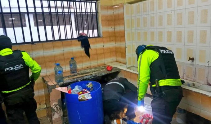 La Policía incautó drogas, dinero y celulares en la cárcel de El Inca