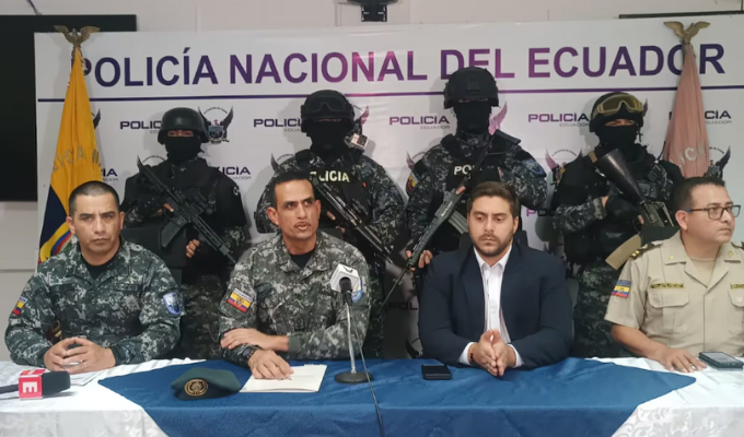 Secuestran a familia en Guayaquil: ¡Tres policías implicados!