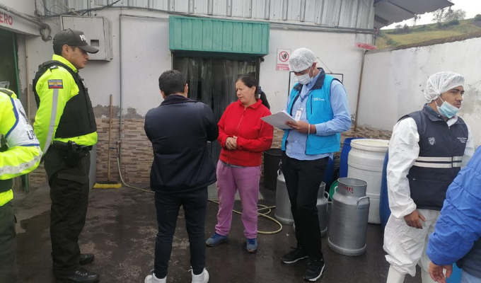 ¡Control total! MAG regula precio de la leche en Tungurahua