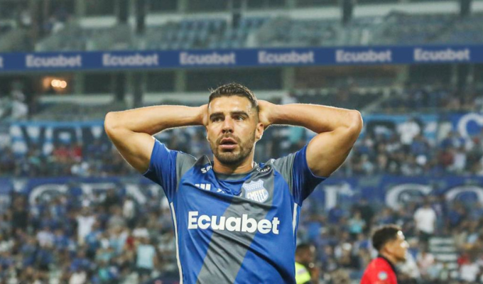 ¡Crisis en Emelec! Jugadores no entrenan por deudas pendientes