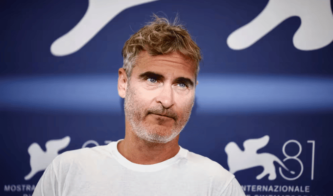¡Joaquin Phoenix pierde peso de nuevo para "Joker 2"!