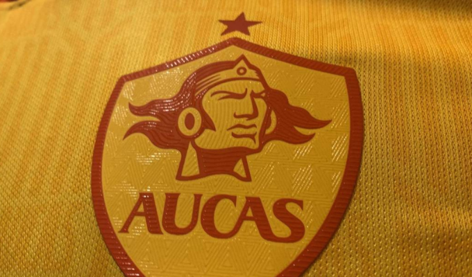 Aucas en crisis: FIFA lo sanciona por deudas de USD 270 mil