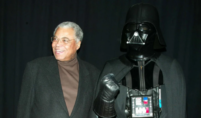 Muere James Earl Jones, voz inolvidable de Darth Vader y Mufasa