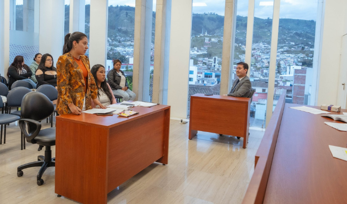 Universidad Indoamérica te invita: ¡Sé abogado por un día!