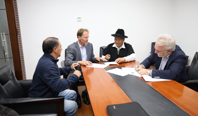 ¡Tungurahua firma millonario acuerdo con banco alemán KfW!