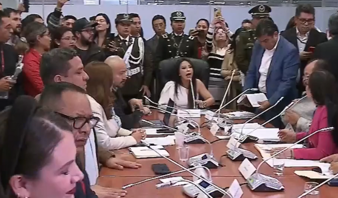 ¡Correísmo pide sanciones tras caos en la Comisión de Fiscalización!