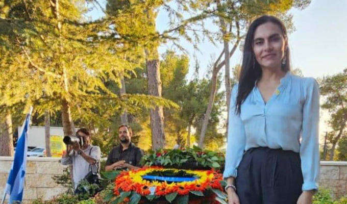 Verónica Abad presenta acción de protección contra el Gobierno