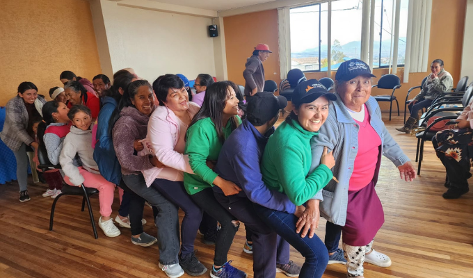 ¡Liderazgo femenino! Programa "Mujer Semilla" crece en Píllaro