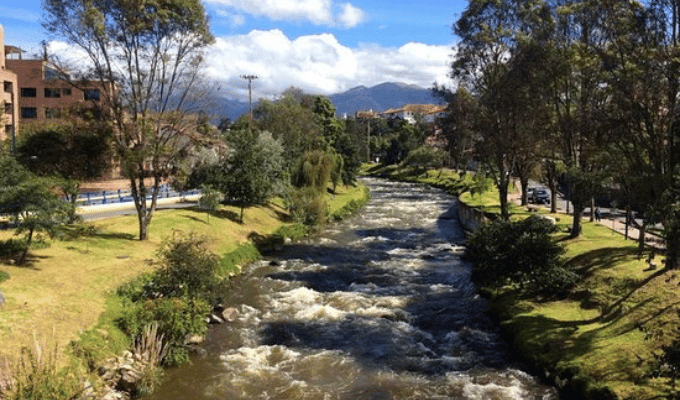 Lluvias en Cuenca devuelven vida al Tomebamba y alivian crisis