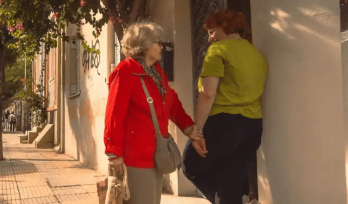 “La reina del chisme”: Vende rumores y se vuelve millonaria