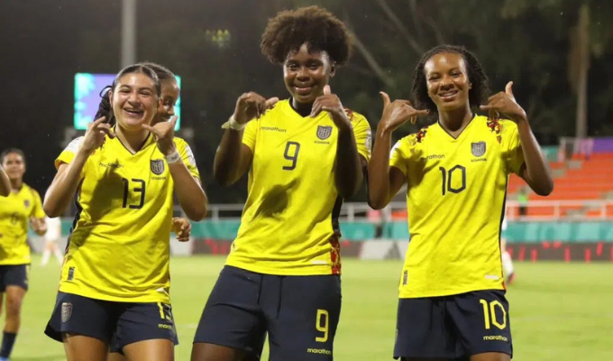 Ecuador goleó 4-0 a Nueva Zelanda y está en cuartos de final