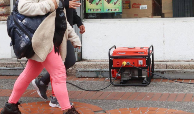 Aire tóxico en Quito: generadores elevan contaminación con azufre