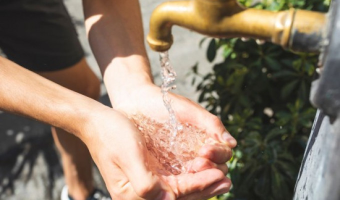 El servicio de agua potable se restablece en el norte de Ambato