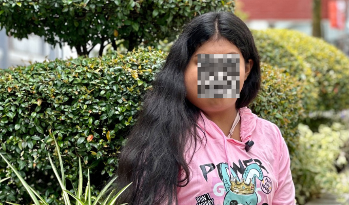 Natasha, de 14 años, lucha contra un raro tumor en la parótida