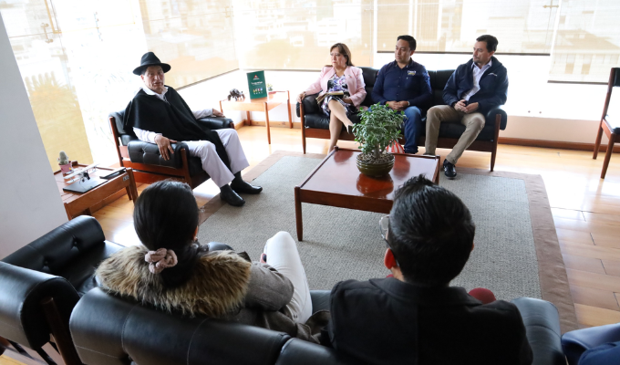 ¡Empresarios de Tungurahua triunfan en feria en Chile!