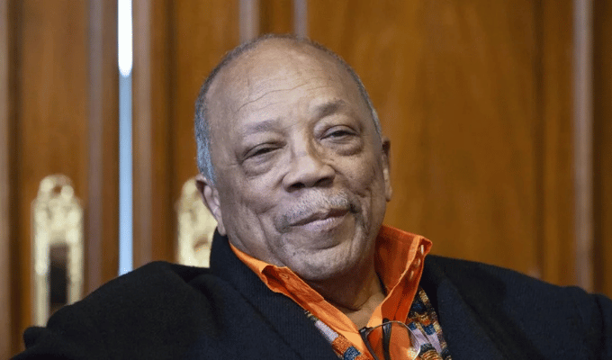 ¡Adiós al gigante Quincy Jones, leyenda musical!