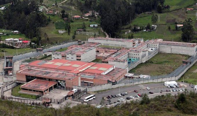 Encuentran un dron en patio de la cárcel de Turi