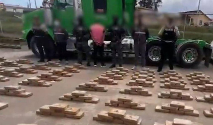 Policía incauta 3.8 millones de dosis de cocaína en Carchi