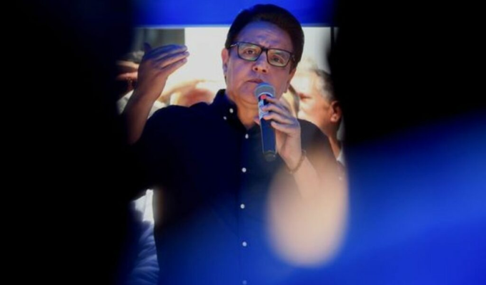 Correísmo expone 9.000 chats de Fernando Villavicencio