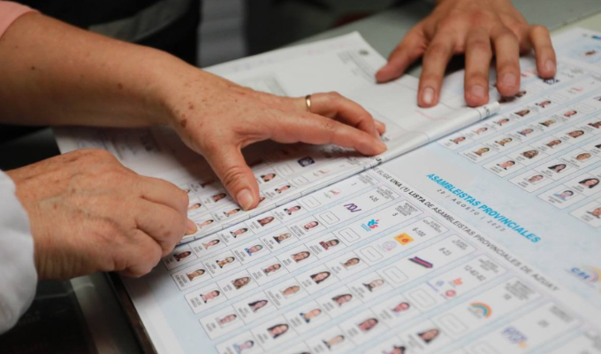 "Elecciones 2023: El CNE inicia la impresión de papeletas electorales