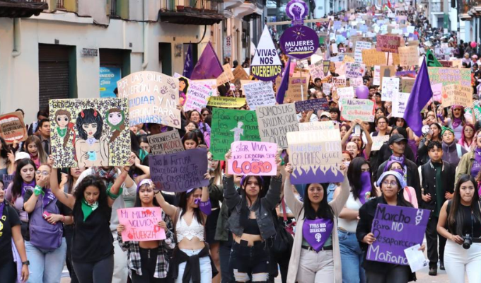 La lucha feminista no frena los micromachismos en escuelas