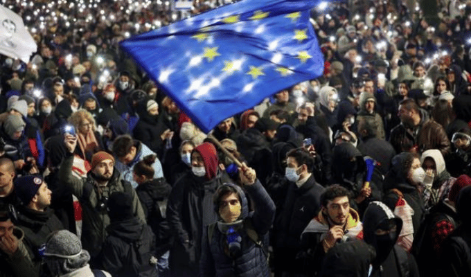Protestas en Georgia dejan heridos y enfrentamientos violentos