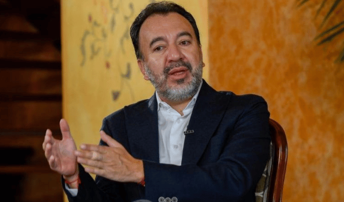 Pabel Muñoz aclaró polémica sobre la Serenata Quiteña en Quito