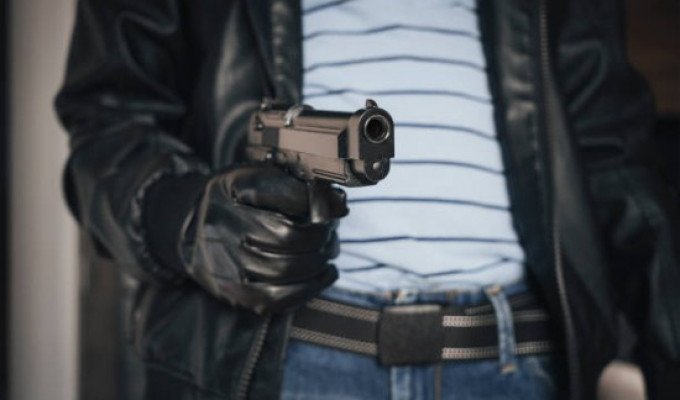 Extorsionadores balean una casa en Ambato