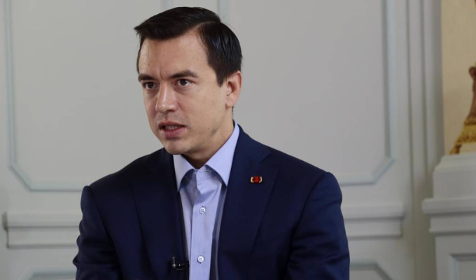 FMI avala avances y Ecuador espera USD 500 millones