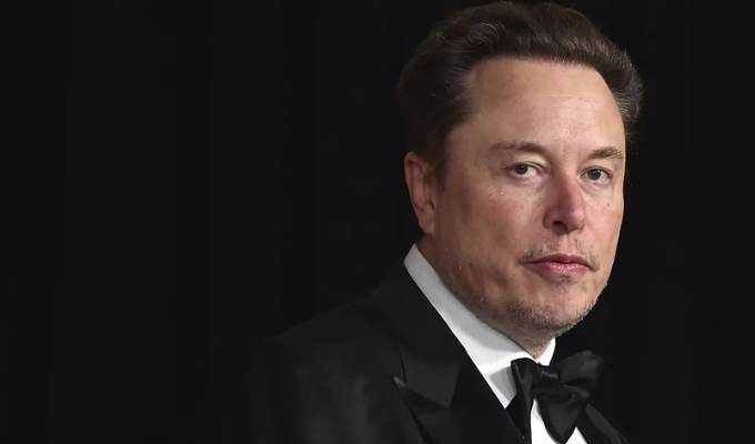 Musk es el primero en cruzar los $400.000 millones en fortuna