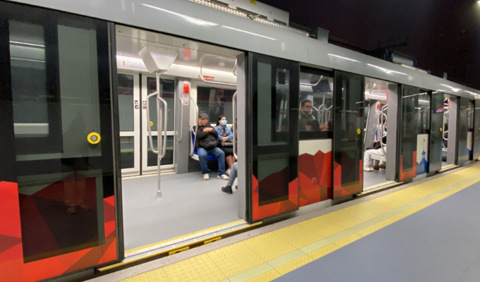 Metro de Quito Suspende Operaciones Indefinidamente