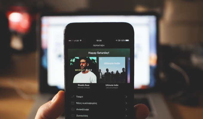 ¡Cambio drástico! Spotify termina suscripciones Premium para Apple
