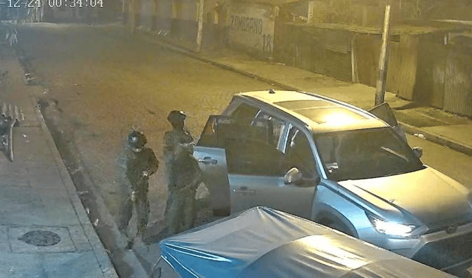 Sicarios disfrazados de militares acribillaron a un joven en Pascuales