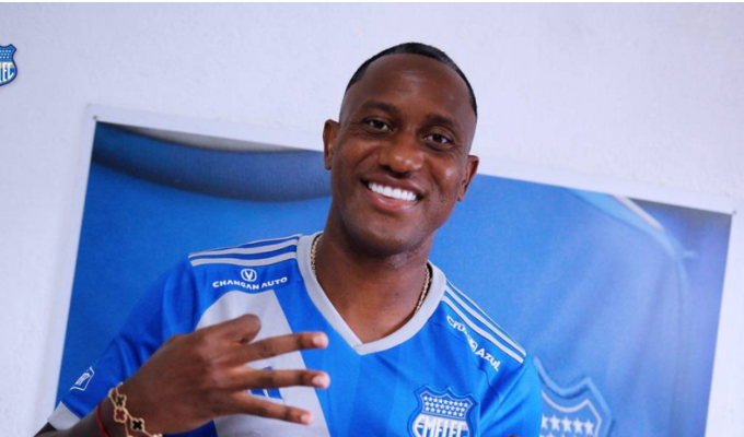 ¡Renovación clave! Ayoví seguirá en Emelec por una temporada más.