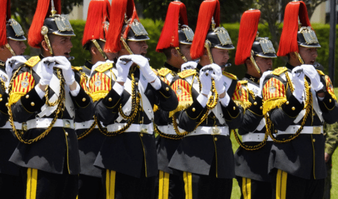 ¿Sueñas con ser militar? Descubre cómo postular este 2025