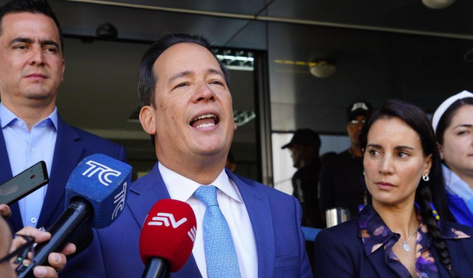¡Henry Cucalón arremete contra el CNE!