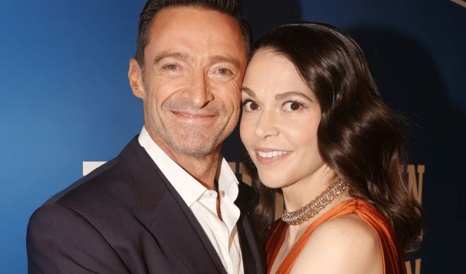 Wolverine tiene nuevo amor: Hugh Jackman y Sutton Foster, felices