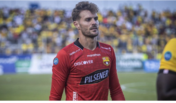 Burrai se despide de Barcelona SC y ya buscan su reemplazo.