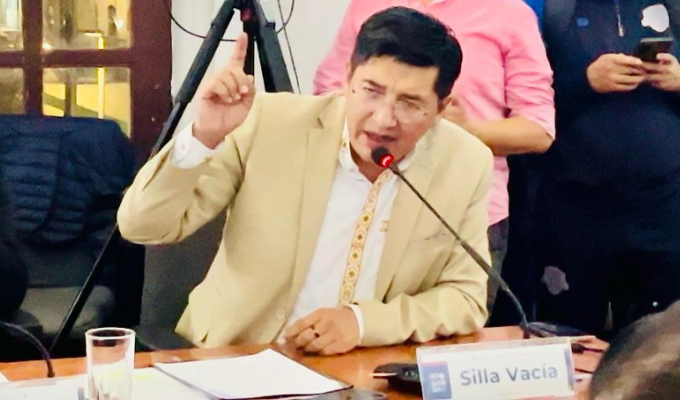 Intento de remoción de alcalde de Riobamba terminó en fracaso