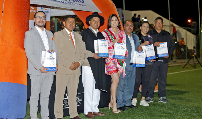 Fútbol y Compañerismo Brillan en la Inauguración de la Copa Ecuafuturo