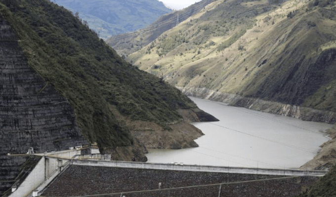 Embalse Mazar podría garantizar energía hasta marzo de 2025