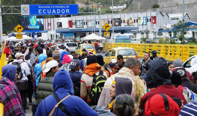 Más de 94.000 ecuatorianos emigraron en 2024 y no regresaron