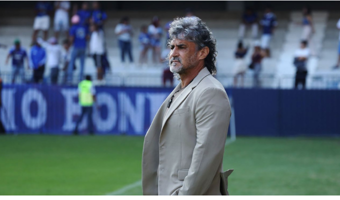 Emelec vs. Álvarez: ¡Guerra legal por millonaria deuda!