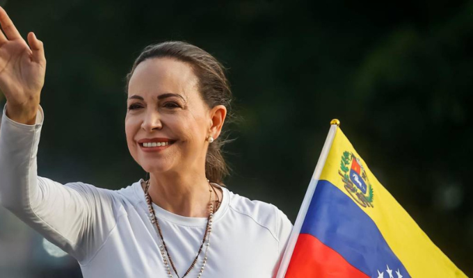 Ecuador declara terrorista al Tren de Aragua tras reunión con Gonzalez