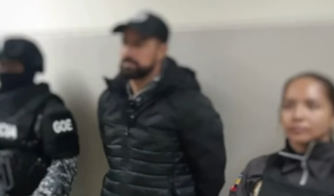 Empresarios, concejales, exprefecto detenido en Riobamba