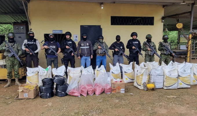 Policía decomisó explosivos usados por grupos delictivos en Azuay