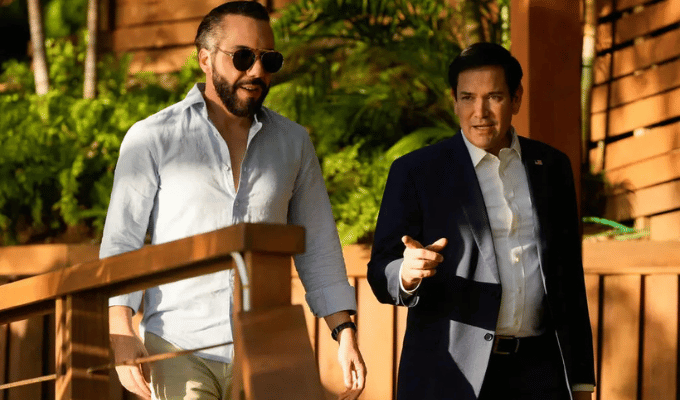 Bukele plantea a EE.UU. recibir criminales a cambio de dinero