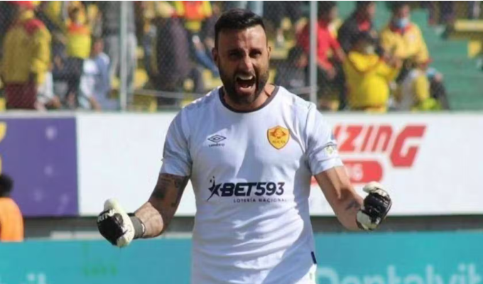 Damián Frascarelli ganó demanda contra Aucas en la FIFA.