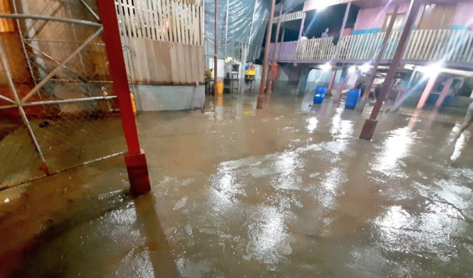 ¡Lluvias Indomables en Manabí! Ríos se Desbordan y Dejan Devastación